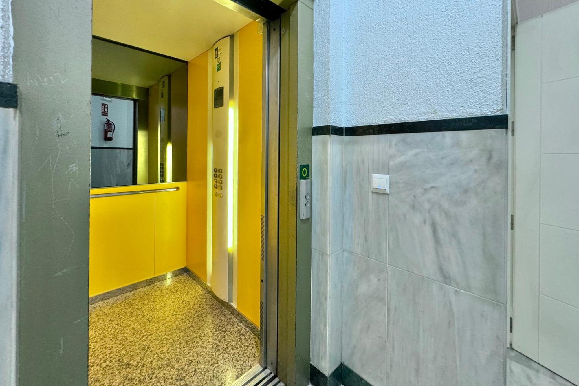 Impresionante Atico Con Garaje Appartement